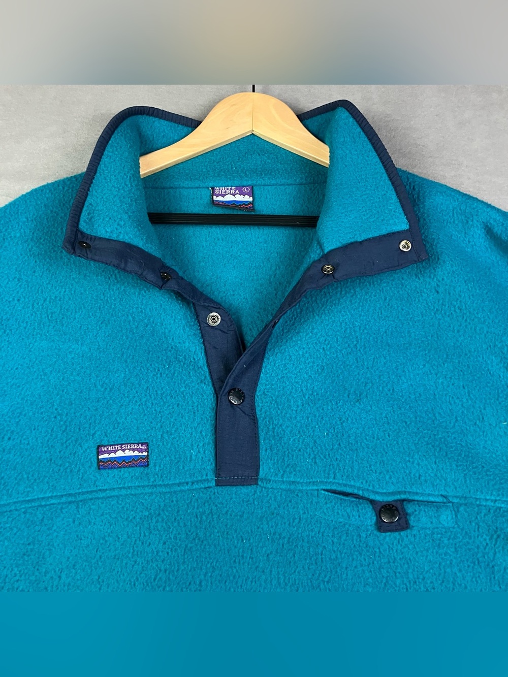 Vintage White Sierra Men’s Size L 1/4 Snap Fleece Pullover Sweater Teal Pockets.